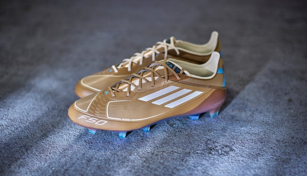 Messi e Bad Bunny - adidas F50